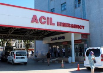 50 tersane işçici hastaneye kaldırıldı