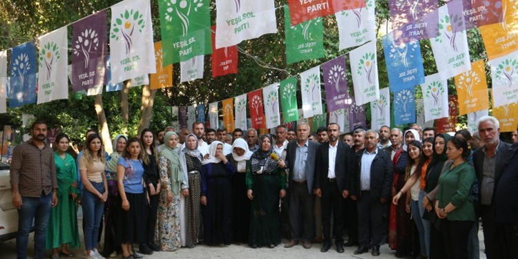 Suruç’lu yurttaşlardan Ferit Şenyaşar’a destek ziyareti Suruç’lu yurttaşlardan Ferit Şenyaşar’a destek ziyareti