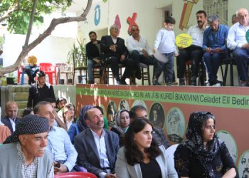 Akıl: Dil özgürleşirse toplum da özgürleşir