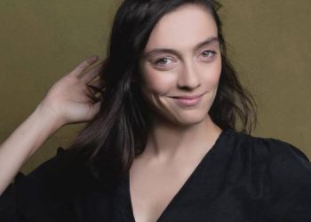 Cannes’te en iyi kadın oyuncu ödülü Merve Dizdar’ın oldu