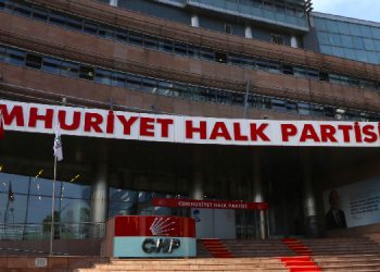 CHP süreci sabote etmeyi sürdürüyor: Toplantıyı terk ettiler