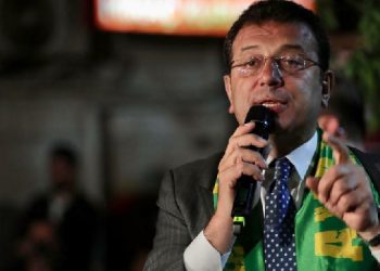 İmamoğlu: Kendisi, yalan konuştuğunu itiraf ediyor