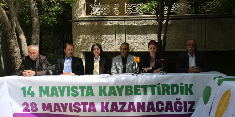 Van’da ikinci tur çalışması: 28 Mayıs’ta kazanacağız Van’da ikinci tur çalışması: 28 Mayıs’ta kazanacağız