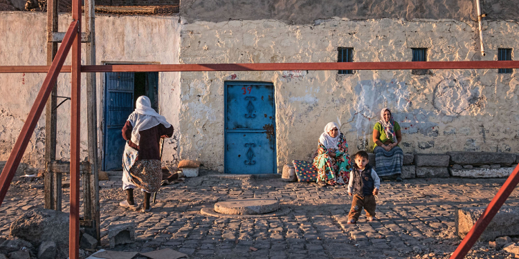 Alman gazeteci 13 yıldır Sur’daki değişimi fotoğraflıyor Alman gazeteci 13 yıldır Sur’daki değişimi fotoğraflıyor