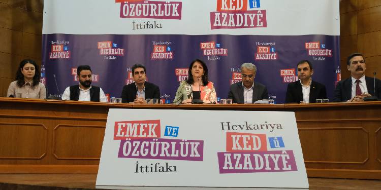 Emek ve Özgürlük İttifakı toplandı Emek ve Özgürlük İttifakı toplandı