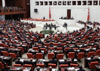 Zeytinlikleri maden talanına açan teklif komisyonda kabul edildi