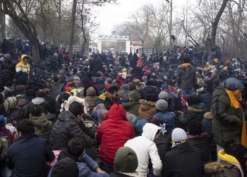 Mülteciler her alanda saldırıların hedefinde