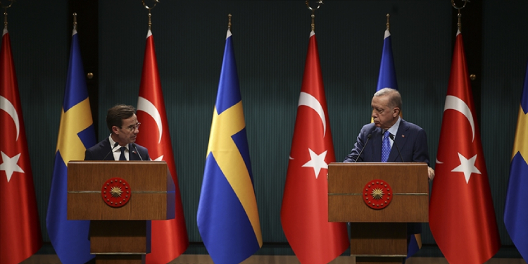 NATO krizi sürüyor: Türkiye istediğini alamadı, pazarlık sürüyor NATO krizi sürüyor: Türkiye istediğini alamadı, pazarlık sürüyor