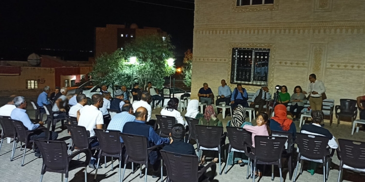 Şırnak’ta ev ev, mahalle mahalle halk toplantısı Şırnak’ta ev ev, mahalle mahalle halk toplantısı