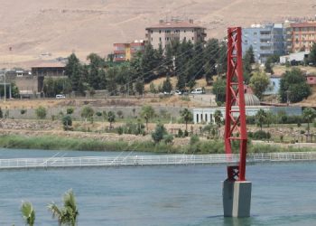 Kayyımın 104 milyon lira harcadığı köprü 7 yıldır bitirilmedi