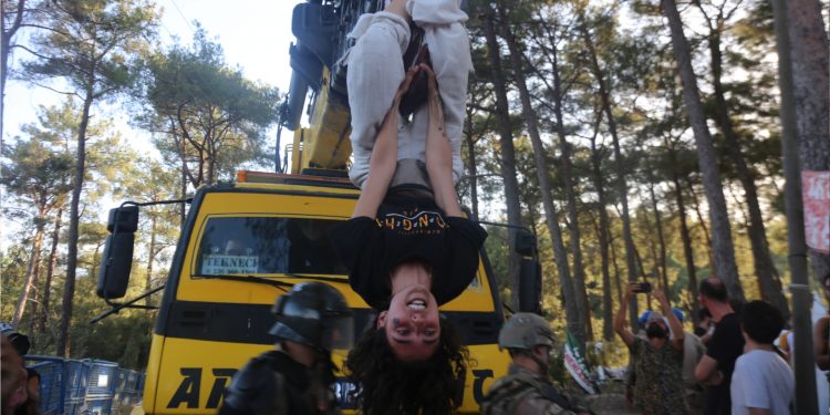 Şirketin TIR’ı Akbelen’e sokulmadı