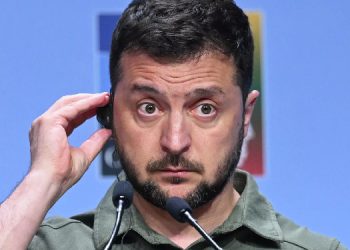 ABD basını: Washington, Zelenskiy’in eleştirileri nedeniyle Kiev’e ‘NATO davetini’ çekmeyi düşündü