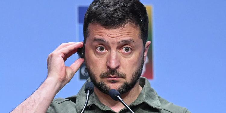 ABD basını: Washington, Zelenskiy’in eleştirileri nedeniyle Kiev’e ‘NATO davetini’ çekmeyi düşündü ABD basını: Washington, Zelenskiy’in eleştirileri nedeniyle Kiev’e ‘NATO davetini’ çekmeyi düşündü