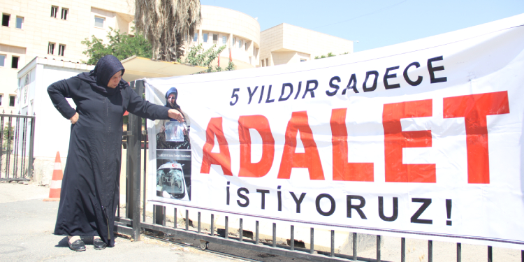 Adalet mücadelesi 835’inci gününde Adalet mücadelesi 835’inci gününde