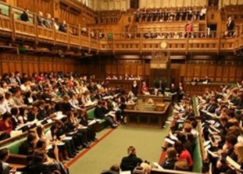 İngiltere’de mülteci karşıtı yasa tasarısı kabul edildi