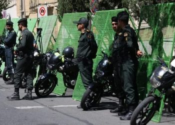 İran, mahkeme kararı olmaksızın 4 Kürt yurttaşı gözaltına aldı