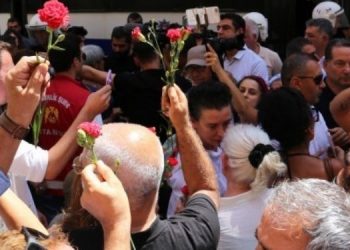 İHD, THİV, TTB: Cumartesi Anneleri’nin araç içinde bekletilmesi işkence suçu İHD, THİV, TTB: Cumartesi Anneleri’nin araç içinde bekletilmesi işkence suçu