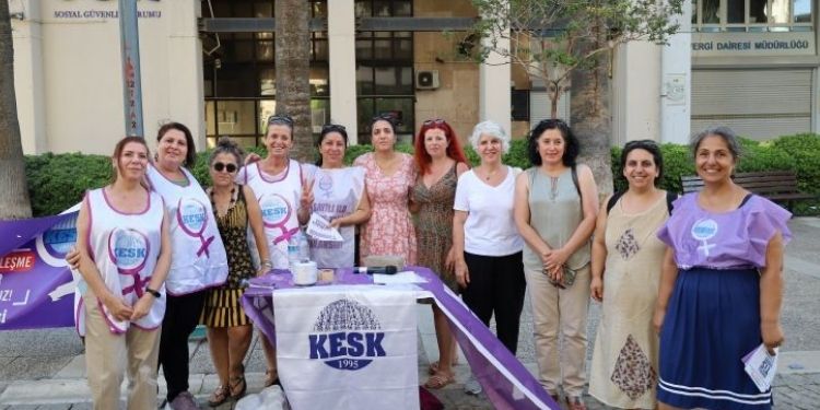 KESK’li kadınlardan TİS görüşmeleri için imza kampanyası KESK’li kadınlardan TİS görüşmeleri için imza kampanyası