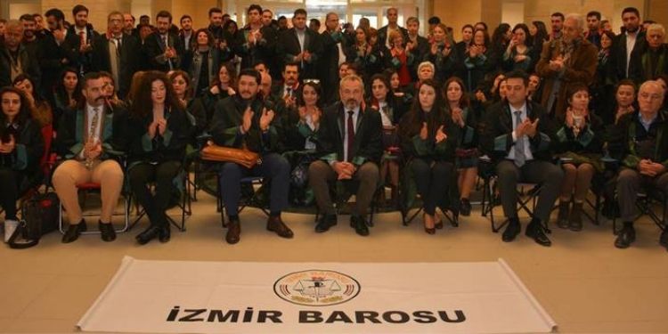 İzmir Barosu’ndan milletvekillerine ‘intihar’ mektubu İzmir Barosu’ndan milletvekillerine ‘intihar’ mektubu
