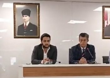 Şırnak Belediyesi’nde ‘arama’ protestosu