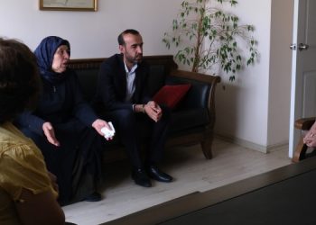 Şenyaşar ailesi Ankara Barosu ve İHD ile görüştü