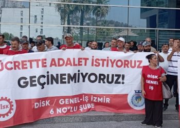 Belediye işçileri ek protokol için sokağa indi