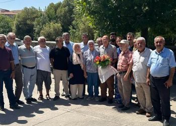 30 yıllık tutuklu Şanak’a çiçekli karşılama