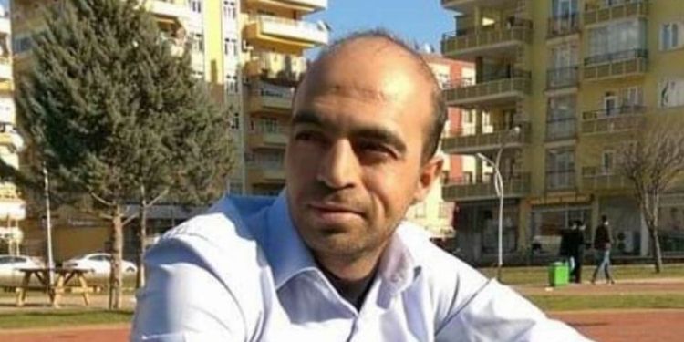 Gazeteci Akkaya hakkında dava açıldı Gazeteci Akkaya hakkında dava açıldı