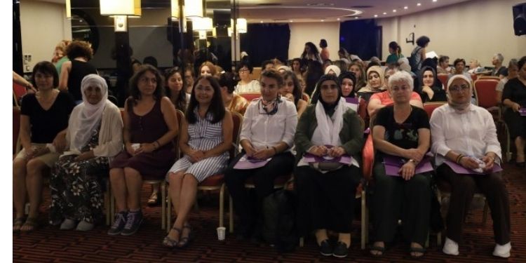 Büyük Kadın Konferansı’na hazırlık: Gündem tecride karşı mücadele Büyük Kadın Konferansı’na hazırlık: Gündem tecride karşı mücadele