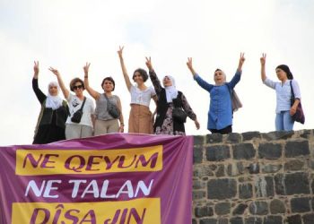 HDP Kadın Kurulu kayyımları protesto etti