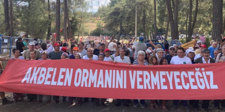 Binler Akbelen’de buluştu: Êdî bese