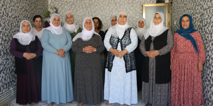 Barış Anneleri’nden konferans hazırlığı: Biz Öcalan’a güveniyoruz Barış Anneleri’nden konferans hazırlığı: Biz Öcalan’a güveniyoruz