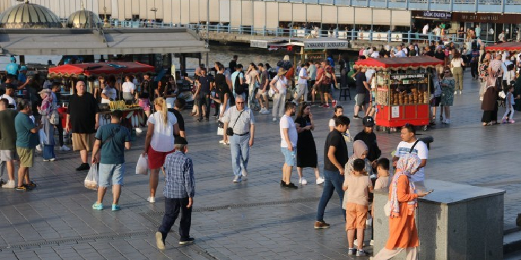 Ekonomik krizin etkisi: Bir simidin hesabı yapılıyor Ekonomik krizin etkisi: Bir simidin hesabı yapılıyor