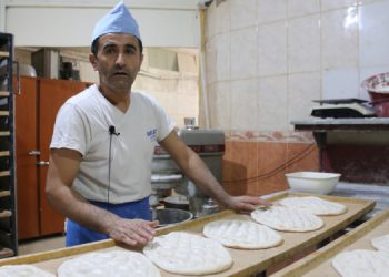 Esnaf satış yapamıyor, işçi hakkını alamıyor