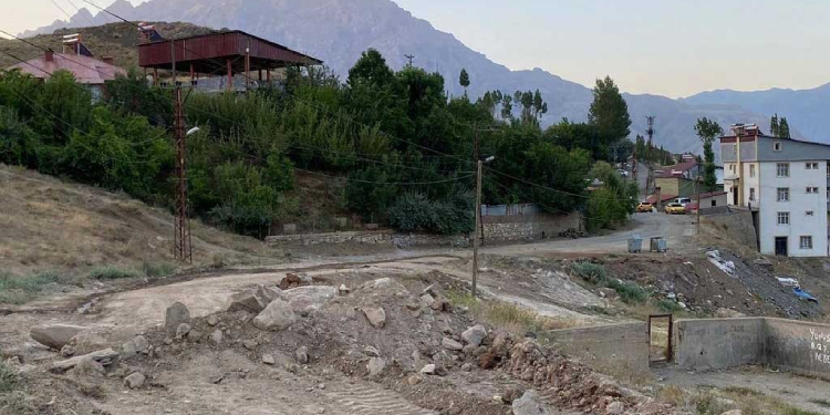 “Güvenlik” gerekçesiyle kapatılan yollar 7 yıl sonra açıldı “Güvenlik” gerekçesiyle kapatılan yollar 7 yıl sonra açıldı