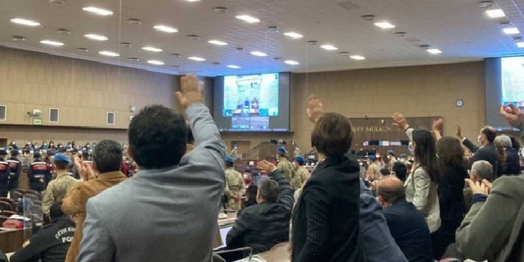 Diyanet’in Kobanê Davası talebi: Cumhurbaşkanlığı ‘yakılan’ camileri açıklamadı Diyanet’in Kobanê Davası talebi: Cumhurbaşkanlığı ‘yakılan’ camileri açıklamadı