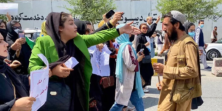 Konca: Rojava ve Şengal direnişi Afganistanlı kadınlar için dayanaktır Konca: Rojava ve Şengal direnişi Afganistanlı kadınlar için dayanaktır