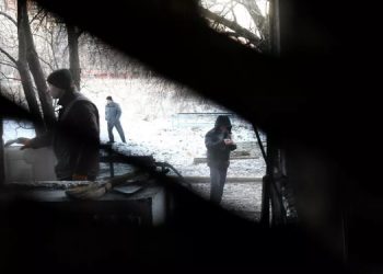 Ukrayna ordusunun Donetks’e saldırılarında 2 sivil öldü