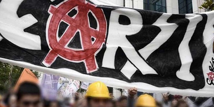 Çarşı davası ertelendi Çarşı davası ertelendi