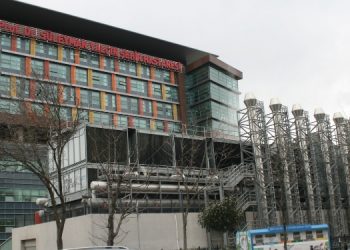 Hastane terzisine ‘bohça’ diktirmek isteyen müdüre soruşturma