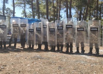 İkizköylü Demir valiliği yalanladı