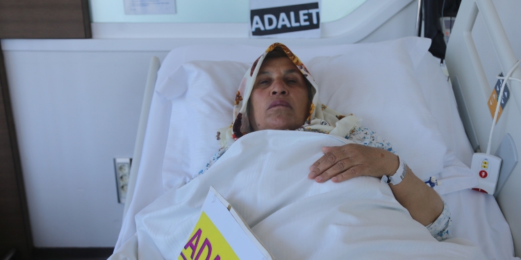 Emine Şenyaşar ameliyat oldu: Eylemim sürecek Emine Şenyaşar ameliyat oldu: Eylemim sürecek