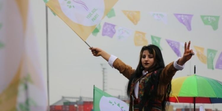 Yeşil Sol Parti’nin kadın konferansının yeri değiştirildi Yeşil Sol Parti’nin kadın konferansının yeri değiştirildi