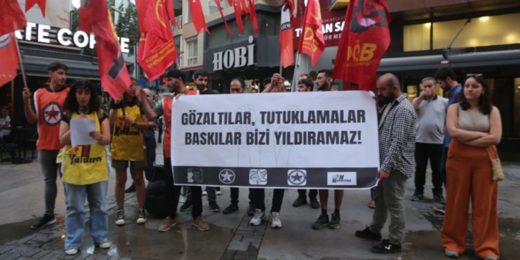 Tutuklu SGDF’lilerin duruşmasına çağrı Tutuklu SGDF’lilerin duruşmasına çağrı