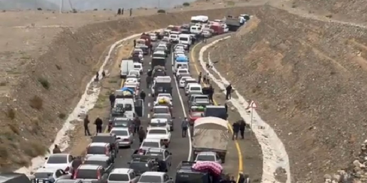 Karabağ’dan göç eden Ermenilerin sayısı 30 bine yaklaştı Karabağ’dan göç eden Ermenilerin sayısı 30 bine yaklaştı