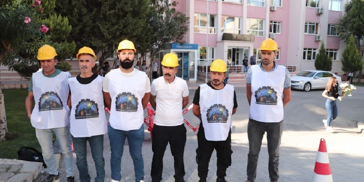 Maden işçisinin eylemi 3’üncü gününde: Gün birlik günü Maden işçisinin eylemi 3’üncü gününde: Gün birlik günü