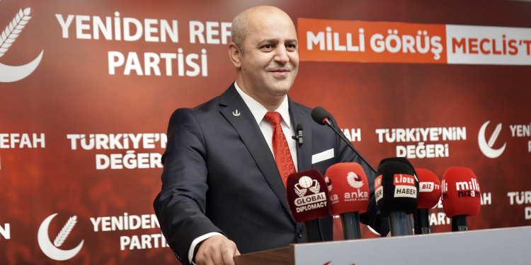 Yeniden Refah Partisi’nden 102 kişi istifa etti Yeniden Refah Partisi’nden 102 kişi istifa etti