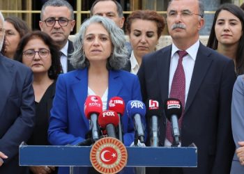 Kadınlardan Uçar’a destek: İrademizdir