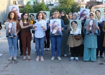 ‘Üniformalıların işlediği uçlara karşı sessiz kalmayacağız’