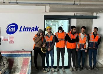 Limak Holding şantiyesinde direnişte olan işçiler gözaltına alındı